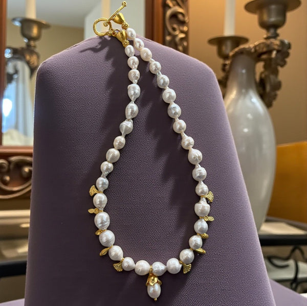 Pearl Étoile Necklace